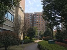 自住小区,一家人优选的品质三房!近市区!有车位!