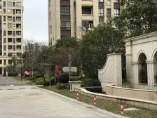 临港商品房,房子位置好,采光好视野好