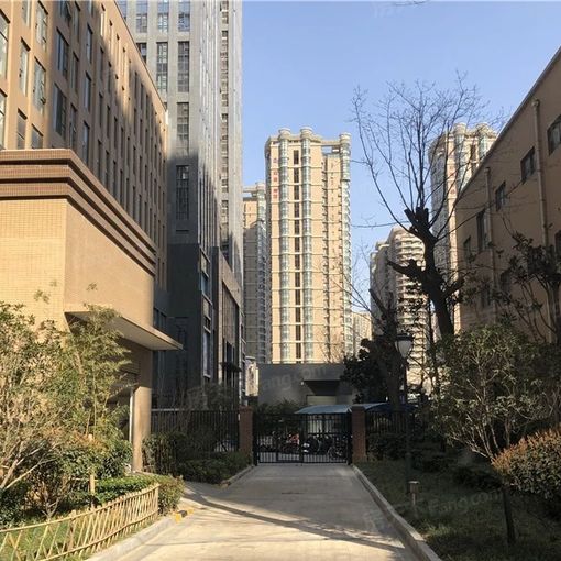 亚星盛世星苑4室2厅2卫南朝向2400.00元/月出租