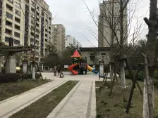 紫菁庭 3室1厅 南