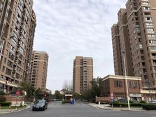 13号线2016年次新小区万科物业不靠马路三房俩卫