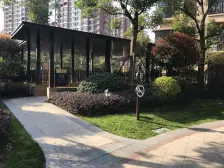 刷卡入户,近地铁350米,纯人车分流,3+1户型采光好