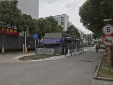 满五年好楼层,楼间距高,采光无遮挡,交通方便。