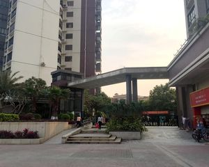 户型方正,环境优雅,采光充足,停车方便