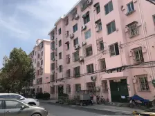 玉兰二村3室南朝向173.00万元/套出售