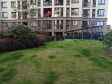 电梯房,大两房,交通便利,环境优美,居家装修,诚意出售,精装好房