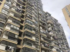 2019年次新,边套全明三房,电梯中高区