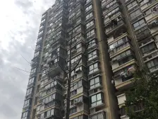 次新小区+电梯房,中间楼层+位置好