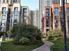 中建观湖国际(二期) 出行方便 南北通透 满二 房龄新