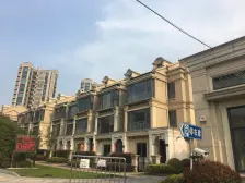湖畔天下别墅 精装修 诚意出售 看房提前预约 近地铁
