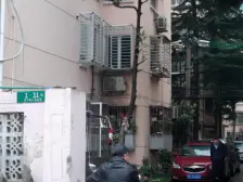内环内低总价朝南一房,位置安静,配套成熟,交通便利