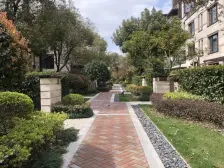 建发中叠使用面积大 满五年吾税、保养好、视野好