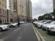 近地铁,龙湖天街,交通方便