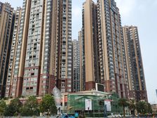 玺龙湾 3室2厅 东南