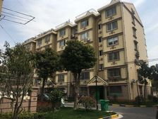 电梯两房,边套全明户型,精装修,看房随时有钥匙