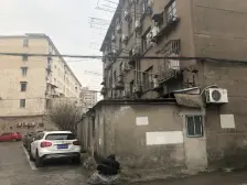 海滨新村低楼层 适合居住 地铁近 总价低 税费各付