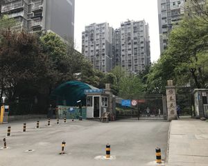 怡泰花园2室1厅东南