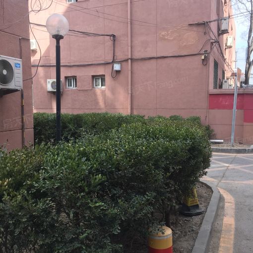 八里庄北里1号院1室1厅1卫南朝向4100.00元/月出租