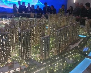 106平边户,房东精装未住,全屋定制拎包入住