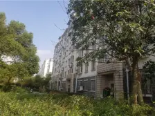 隆兴民居 精装2房 拎包入住 交通便利 房东诚心出售