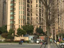 中南世纪城北区101平价格优惠毛胚满两年