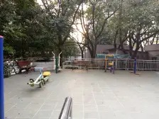 不靠马路,满五年,中间楼层,双校,近地铁配套齐全