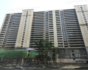 融创观玺台花园4室1厅北东北
