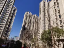 金悦府 洋房带花园带地下室 诚心出售 位置好采光好