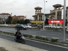 英式风格 带双车位 南北双花园 随时可看 送地下室