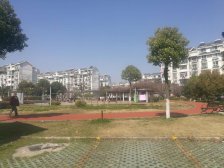 嘉定新城3公里 低总价大三房 得房率高 楼梯房