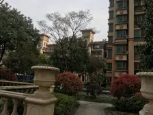 世茂商圈配套成熟完善,自住装修保养好诚意出售打包卖