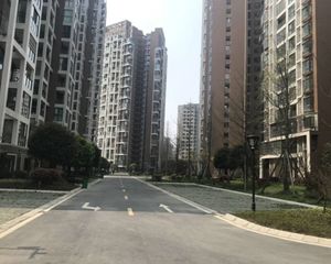 西财学府憬城3室1厅南
