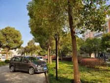 此房手续齐全,格局好,采光好,无遮挡,出行方便