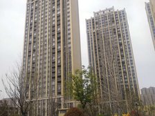 苏宁悦城大三室两卫,精装修楼栋位置不错,拎包入住