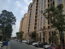 高档小区,一室户电梯高楼层,采光无遮挡!