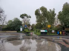 三层格局,一复二,带地下室。业主诚意出售 看房方便