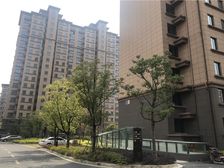 观河华府 新上精装40万 三房 中高层 诚心卖