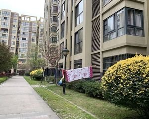 上东阳光美悦林3室1厅西南