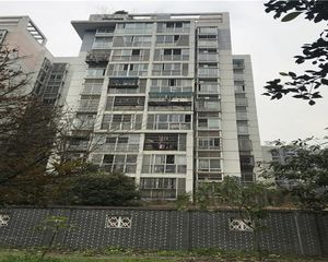 长城宜苑1室1厅东南