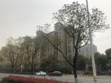 地铁口800米二改三房精装拎包入住小区花园位置看河景