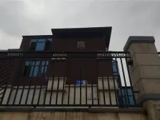 独栋别墅大院子 家门口育新 2号地铁 旁边生活便利