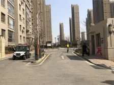 亿峰二期清水房 近月亮湾 价格可议 繁华社区