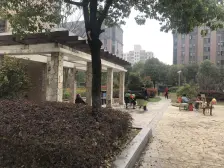 一梯四户,使用率高+9号线佘山站800米+纯边套多一扇窗
