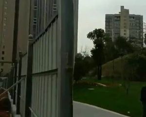 次新小区万科物业清水毛坯诚心出售
