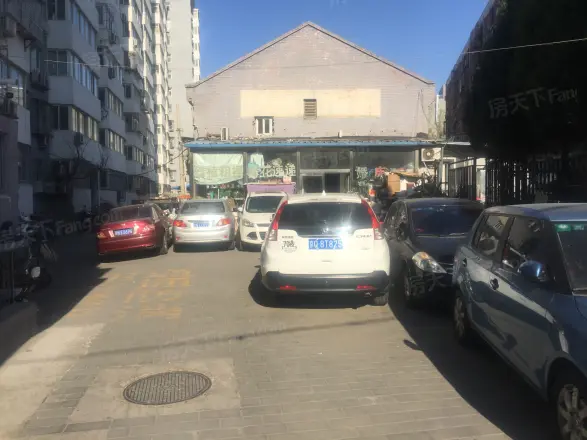 德胜门西大街64号