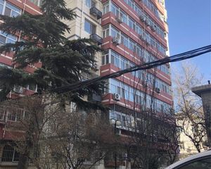 月坛南街北里,工商局家属院,带电梯一居室