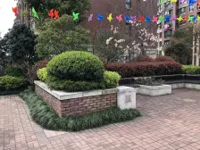 此房手续齐全,格局好,采光好,无遮挡,出行方便