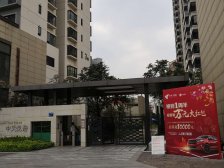 格局方正 高层阳台无遮挡 采光明亮