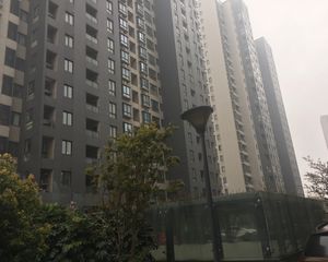 一室一厅.适合单身.情侣.入住...