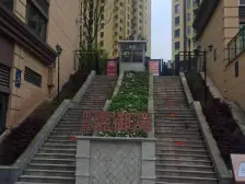 双碑 中昂嘉御湾三房118万